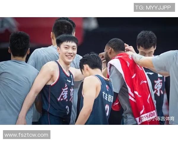 2017年CBA精彩对决广东队与八一队的巅峰之战回顾与分析